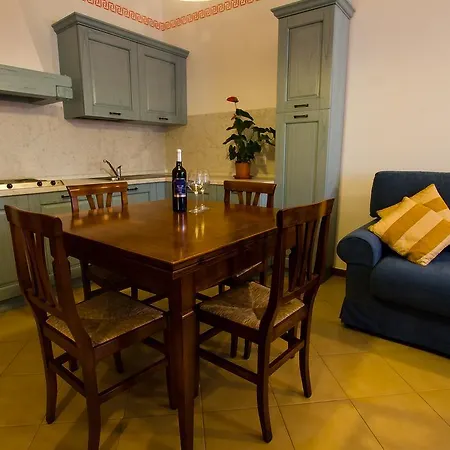 Appartamenti Trequanda Aparthotel *